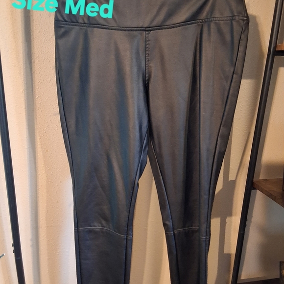 Black Faux Leather Leggings - Picture 1 of 2